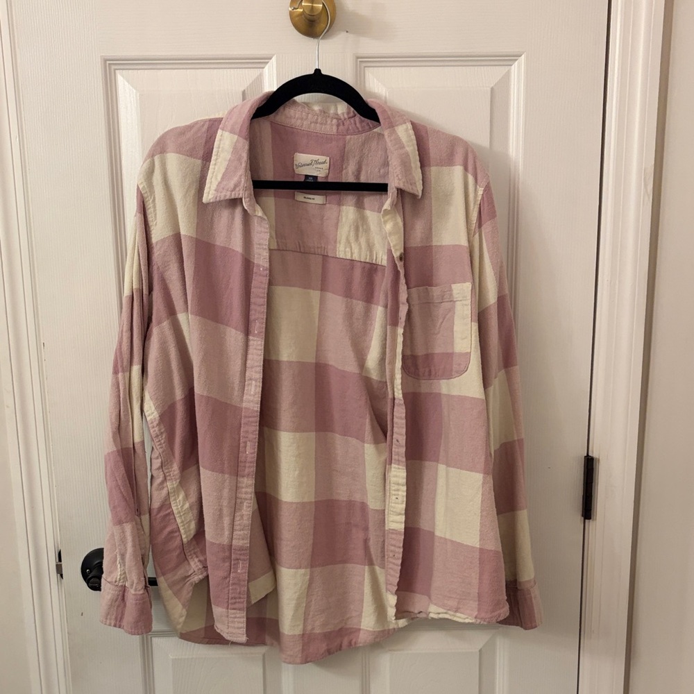 Universal Thread Pink and Cream Relaxed Fit Shirt